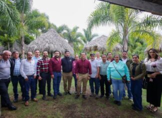 Turismo, el motor económico de Huandacareo: Torres Piña dialoga con sectores productivos para construir agenda regiona
