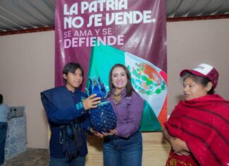 Reúne Gladyz Butanda a liderazgos de Tangancícuaro en asamblea de defensa de la transformación