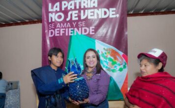 Reúne Gladyz Butanda a liderazgos de Tangancícuaro en asamblea de defensa de la transformación