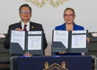 UMSNH Y COLEGIOS DE PROFESIONISTAS MARCAN UN HITO EN LA HISTORIA EN LA CASA DE ESTUDIOS; SELLAN CONVENIOS