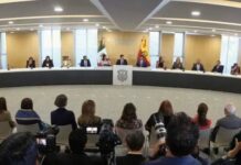 Recibe Ireri Suazo, Presea Amalia Solórzano Bravo en Morelia