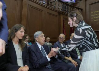 Honra Brissa Arroyo memoria de Amalia Solórzano Bravo y sus ideales de justicia social e igualdad