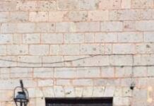 Inicia segunda etapa de restauración de portones y elementos de madera del Centro Histórico de Morelia