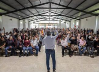 Avanza Morón en la construcción de la unidad en Michoacán