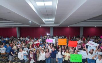 Con Gladyz Butanda más de 23 mil personas en Michoacán defienden la transformación