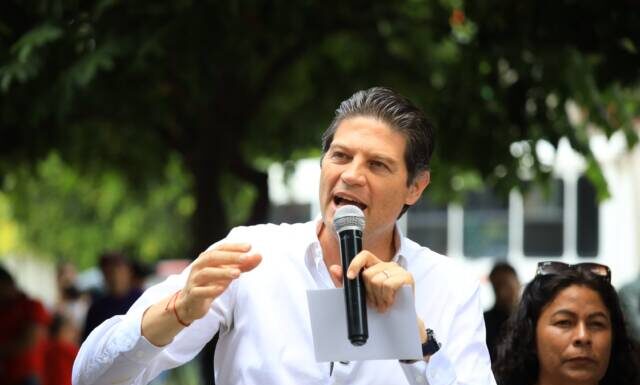 Con activación familiar, Alfonso Martínez inaugura parque lineal de Avenida Quinceo
