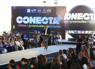 Alfonso Martínez enciende la chispa de los jóvenes con encuentro ‘Conecta +’