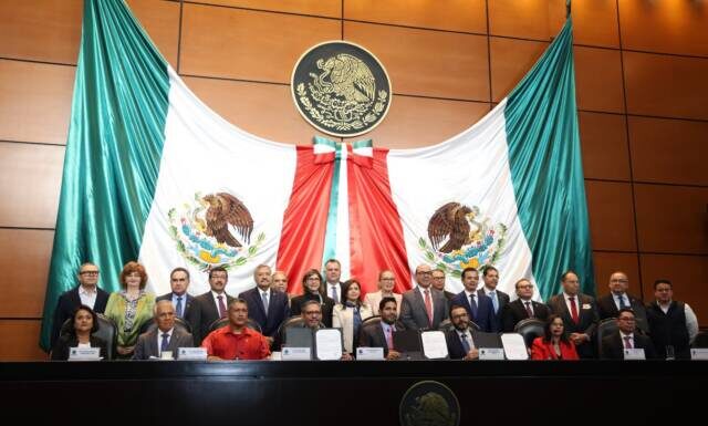 ADMINISTRACIÓN DE YARABÍ ÁVILA CUMPLE; ENTREGA ESTADOS FINANCIEROS AUDITADOS Y AVANCES ACADÉMICOS A LA COMISIÓN DE VIGILANCIA DE LA ASF
