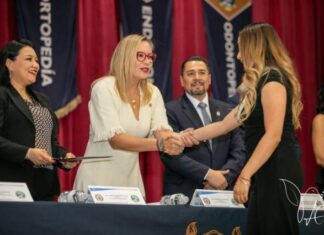 A MANTENER VIVA LA INQUIETUD POR APRENDER Y ACTUALIZARSE, INVITA YARABÍ ÁVILA A EGRESADOS DE ESPECIALIDADES ODONTOLÓGICAS