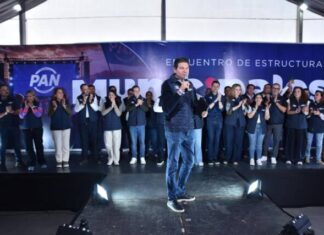 Alfonso Martínez toma protesta a estructuras municipales del PAN