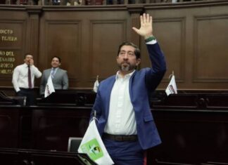 En Segundo Informe Legislativo Abraham Espinoza reitera compromiso con las familias michoacanas