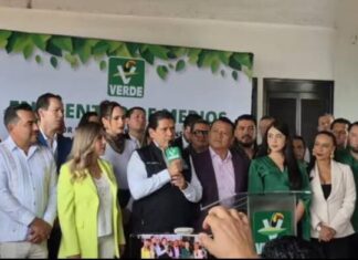 PVEM abre las puertas a Carlos Torres Piña; lo recibe Ernesto Núñez como familia verde rumbo a 2027