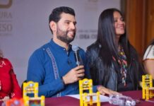 Octavio Ocampo respalda a artesanas michoacanas y plantea reformas para fortalecer su labo