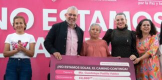 Con apoyo mensual de 4 mil pesos, Bedolla busca que mujeres con cáncer no dejen su tratamiento; invierten 256 mdp desde 2023