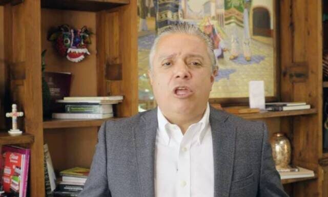 Deja Luis Navarro Finanzas del Estado y se enfoca en la capital michoacana