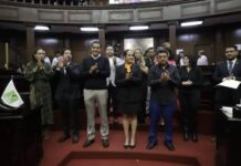 Congreso del Estado toma protesta a sindica y dos regidores del municipio de Chavinda
