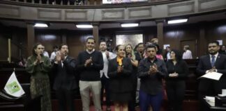 Congreso del Estado toma protesta a sindica y dos regidores del municipio de Chavinda